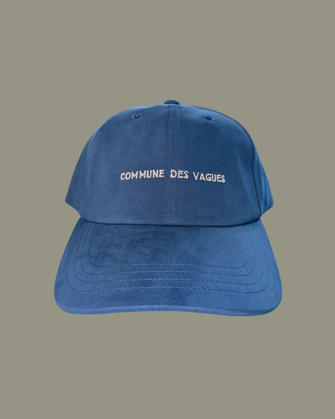 COMME LES VAGUES HAT
